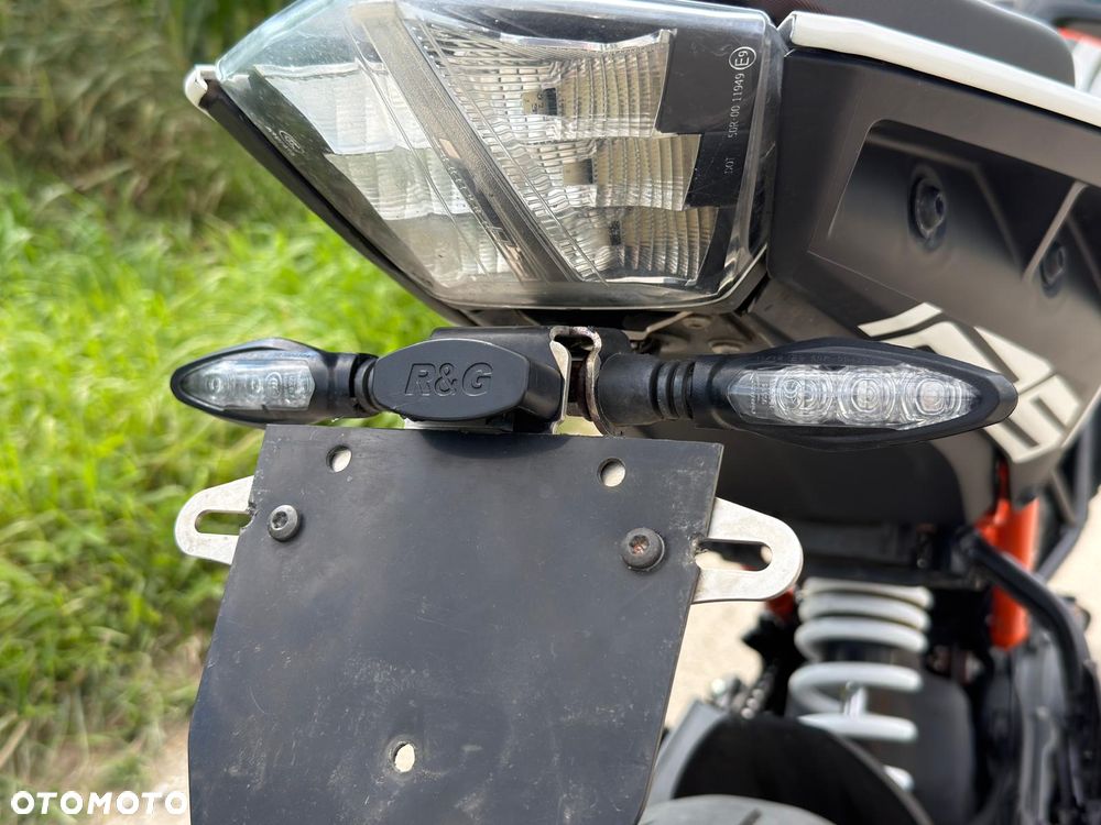 KTM Duke 125 - 10