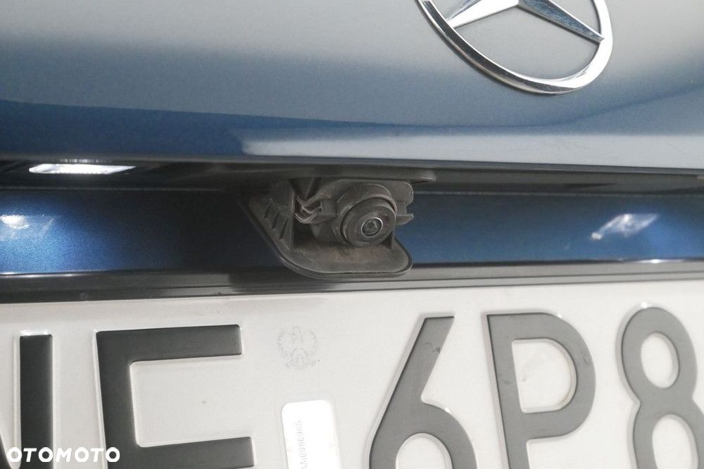 Mercedes-Benz GLB - 19