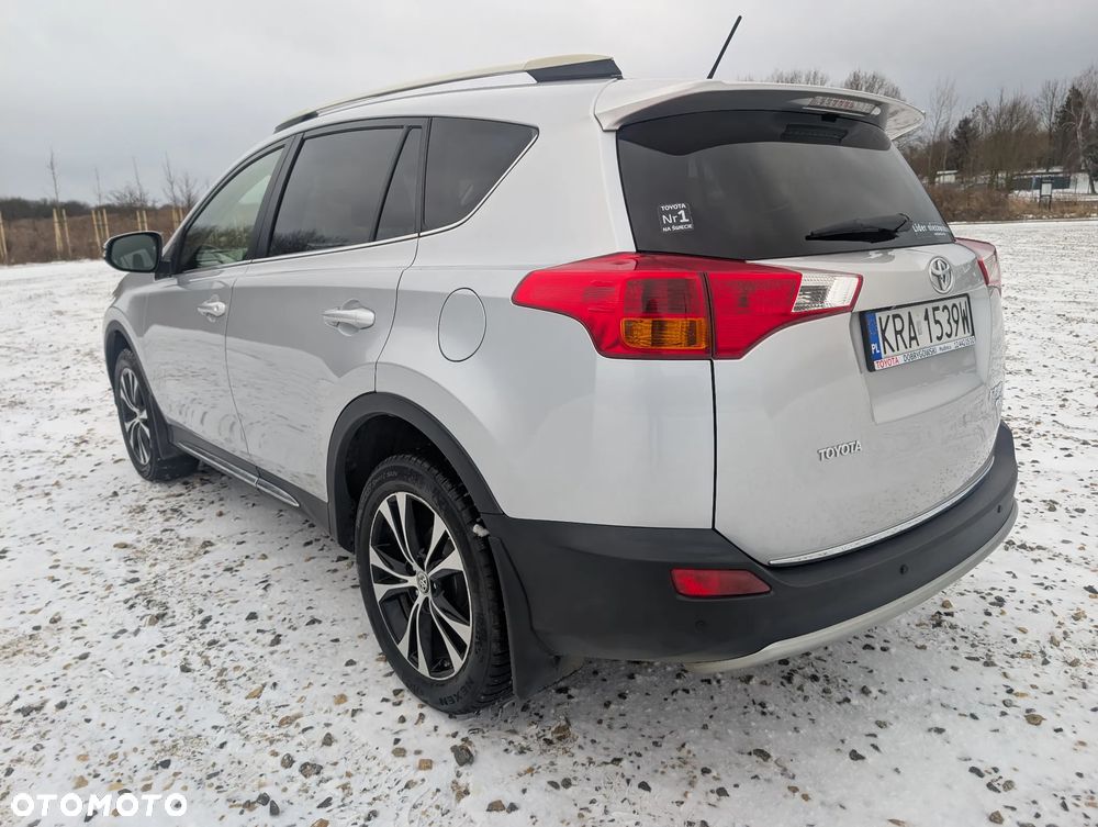 Toyota RAV4 2.0 D-4D Premium - 18