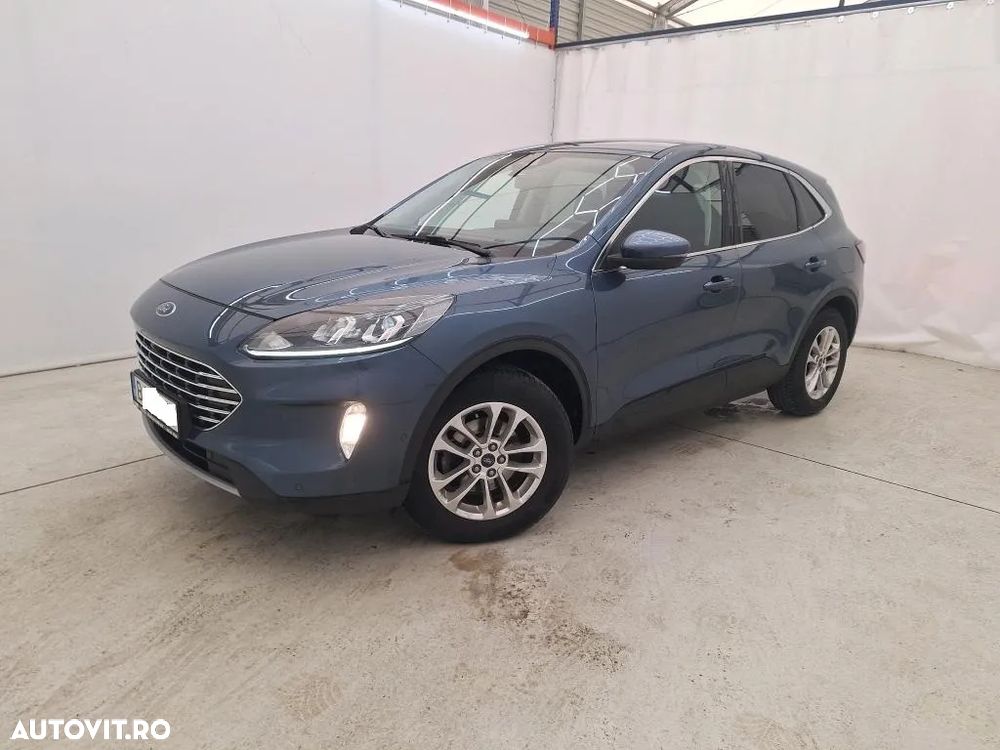Ford Kuga - 1