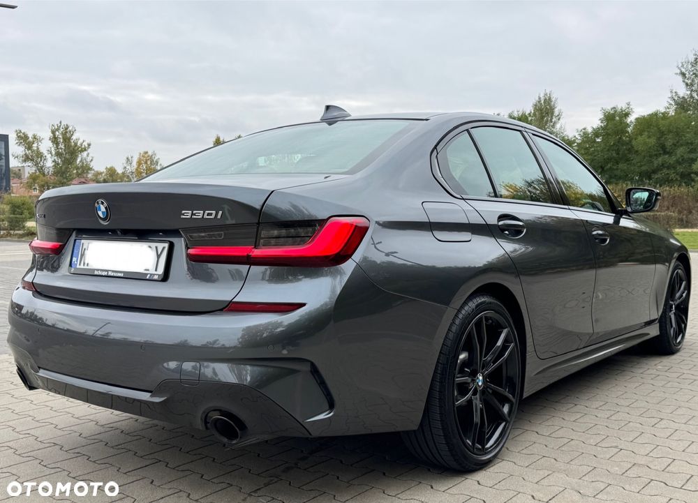 BMW Seria 3 330i xDrive M Sport sport - 16