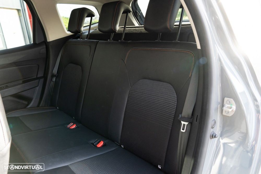 Dacia Duster 1.0 TCe Prestige - 10