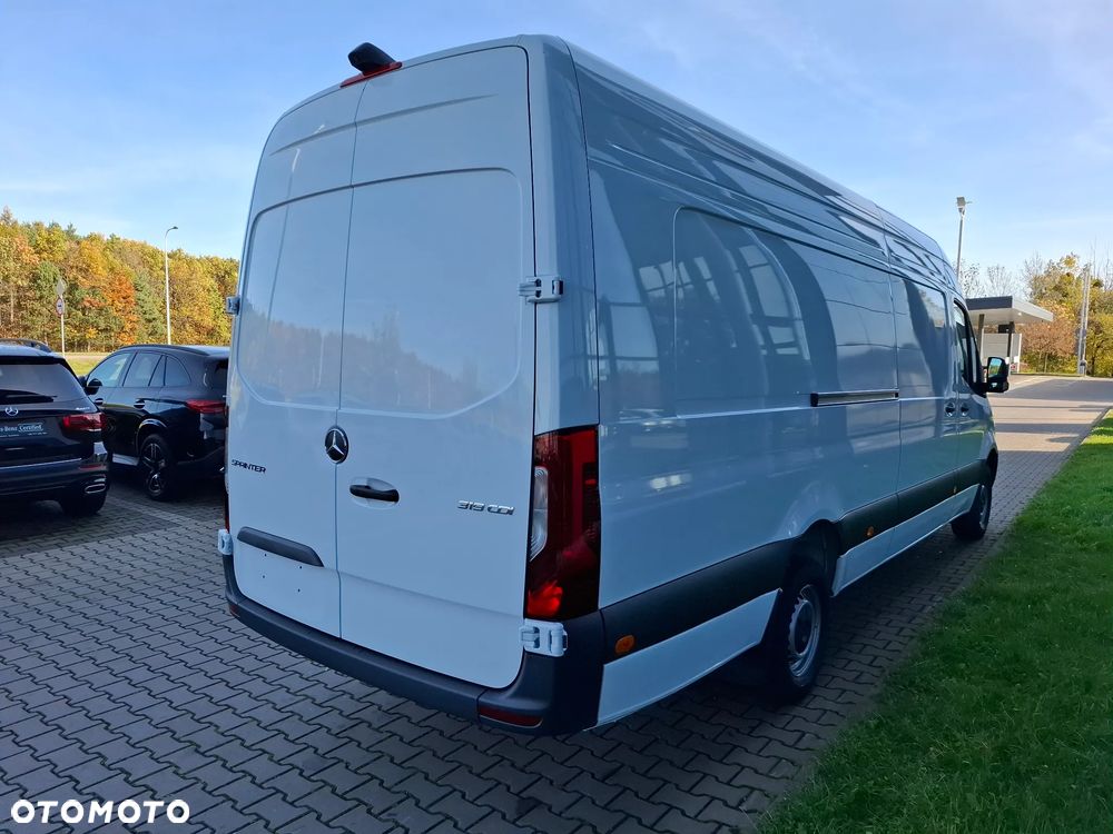 Mercedes-Benz Sprinter 319 CDI Furgon Ekstra Długi 4325+mm - 8