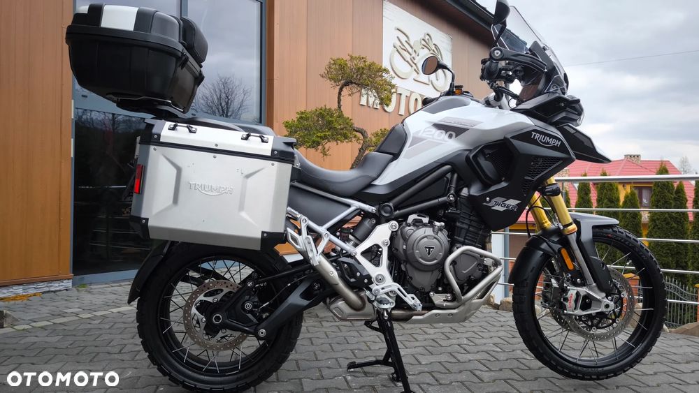 Triumph Tiger - 10