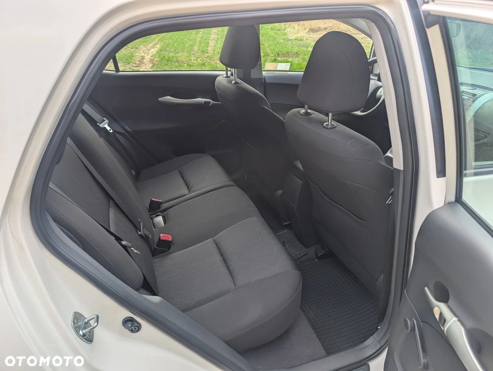 Toyota Auris 1.33 VVT-i Premium - 8