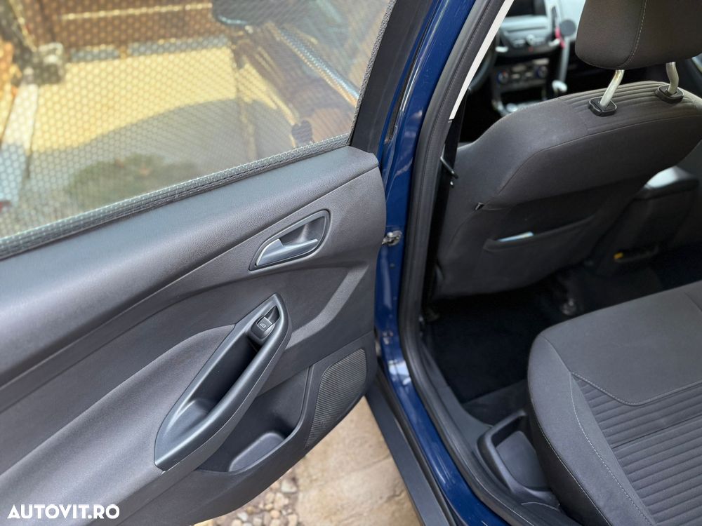 Ford Focus 1.5 EcoBlue Titanium - 9