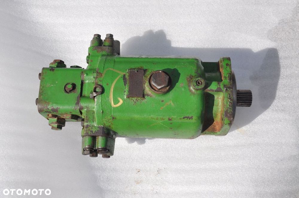 HYDROMOTOR SILNIK JAZDY JOHN DEERE 1188 iE24 - 1