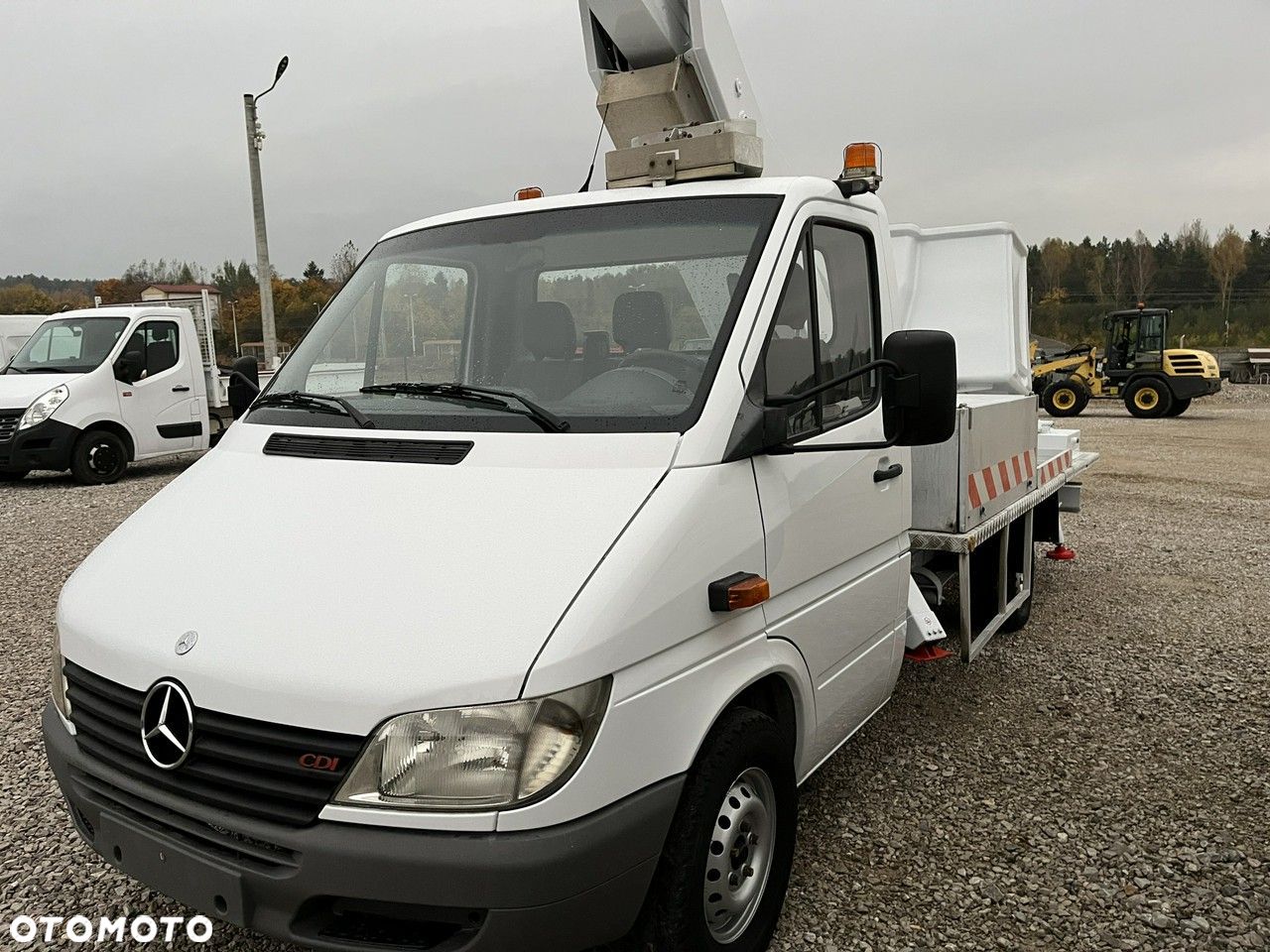 Mercedes-Benz Sprinter - 1