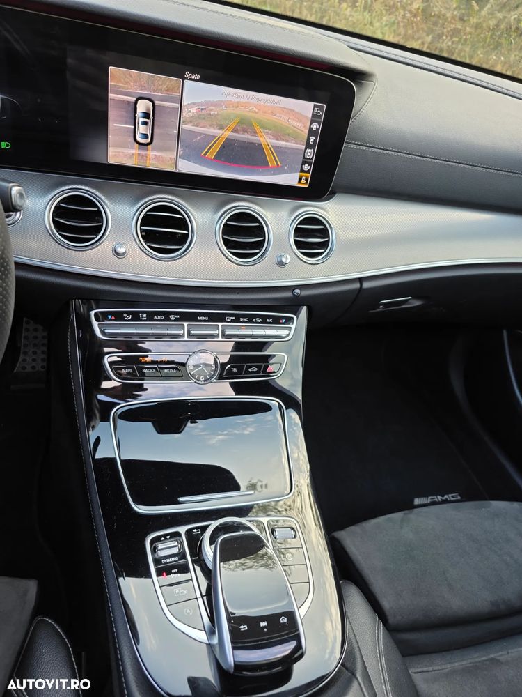 Mercedes-Benz E 220 d T 9G-TRONIC AMG Line - 9