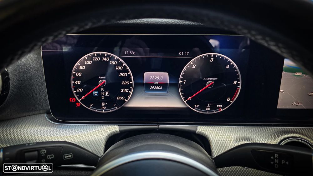 Mercedes-Benz E 200 d Avantgarde - 15