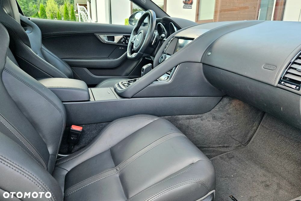 Jaguar F-Type 5.0 V8 S/C AWD R - 26