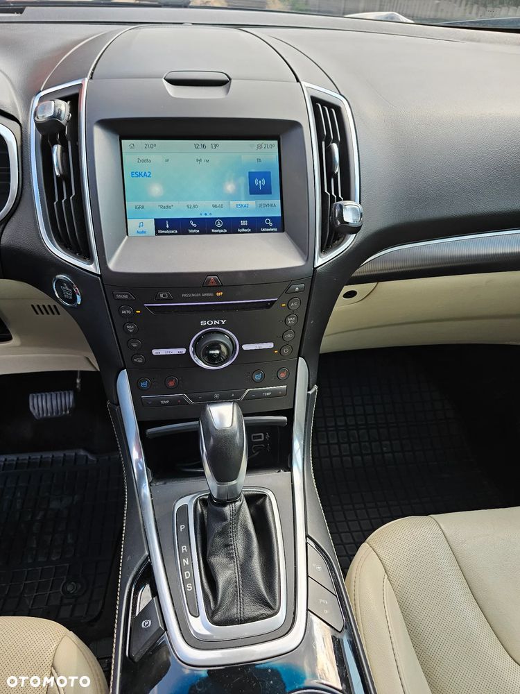 Ford Edge - 15