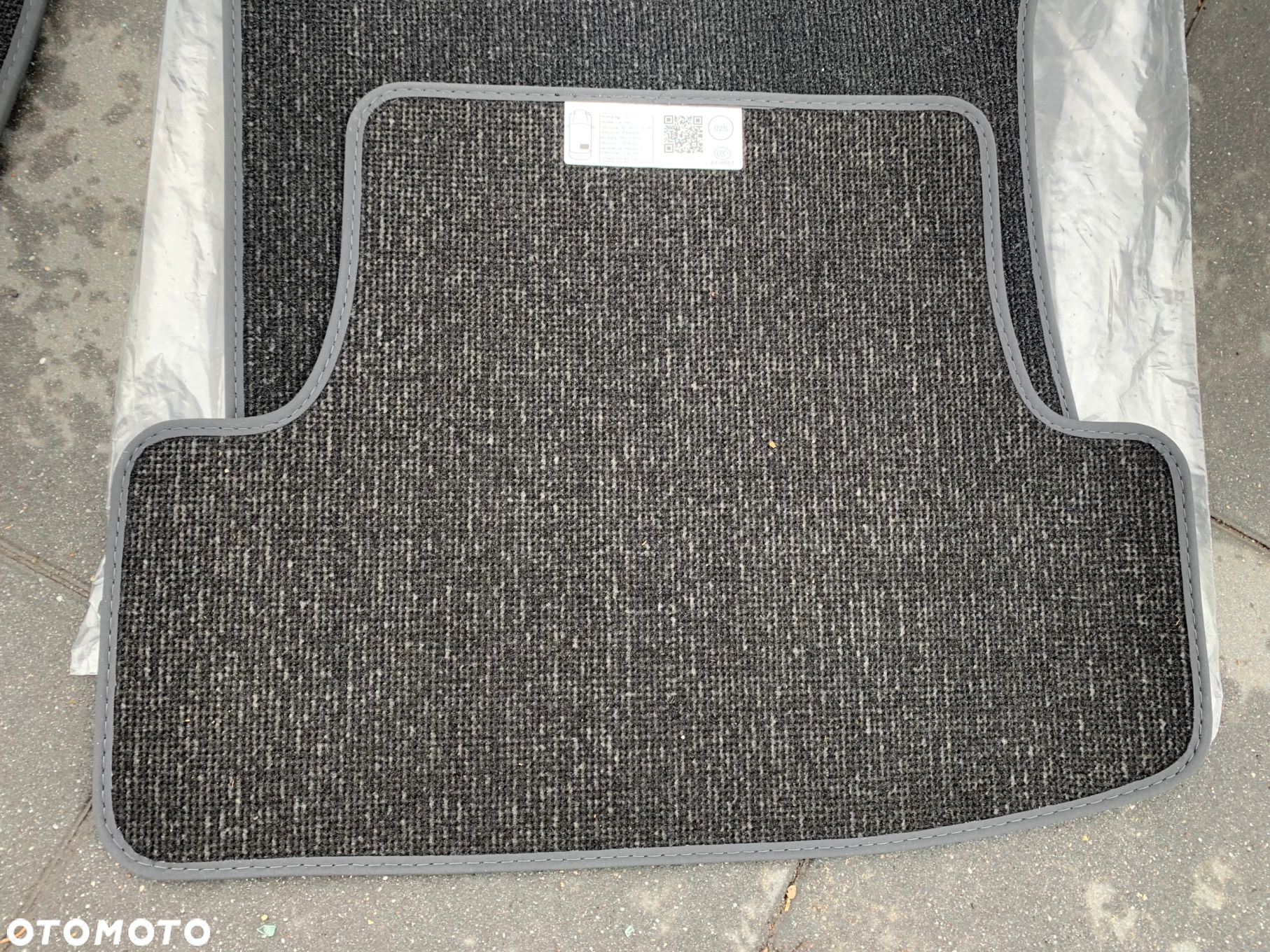 DYWANIKI WELUROWE AUDI Q2 81A JAK NOWE KOMPLET UK - 8