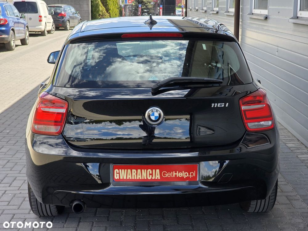BMW Seria 1 116i - 17