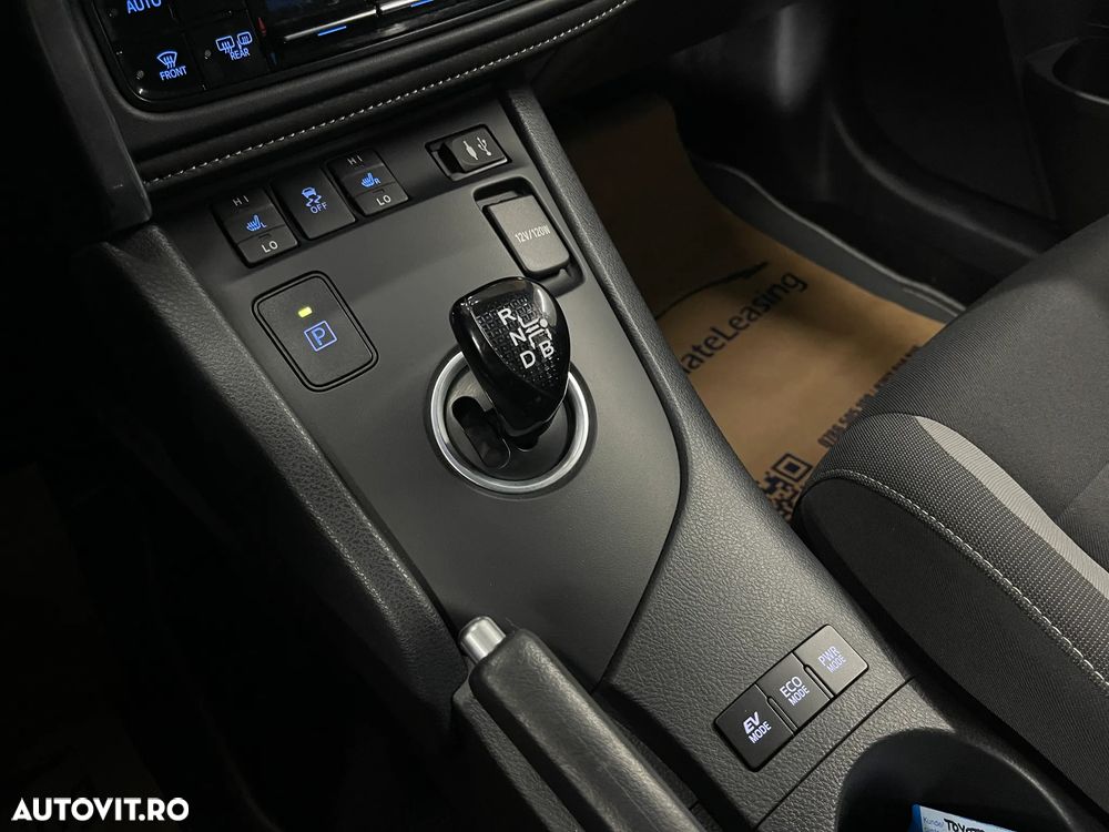 Toyota Auris 1.8 L VVT-i TS Hybrid Luna - 23