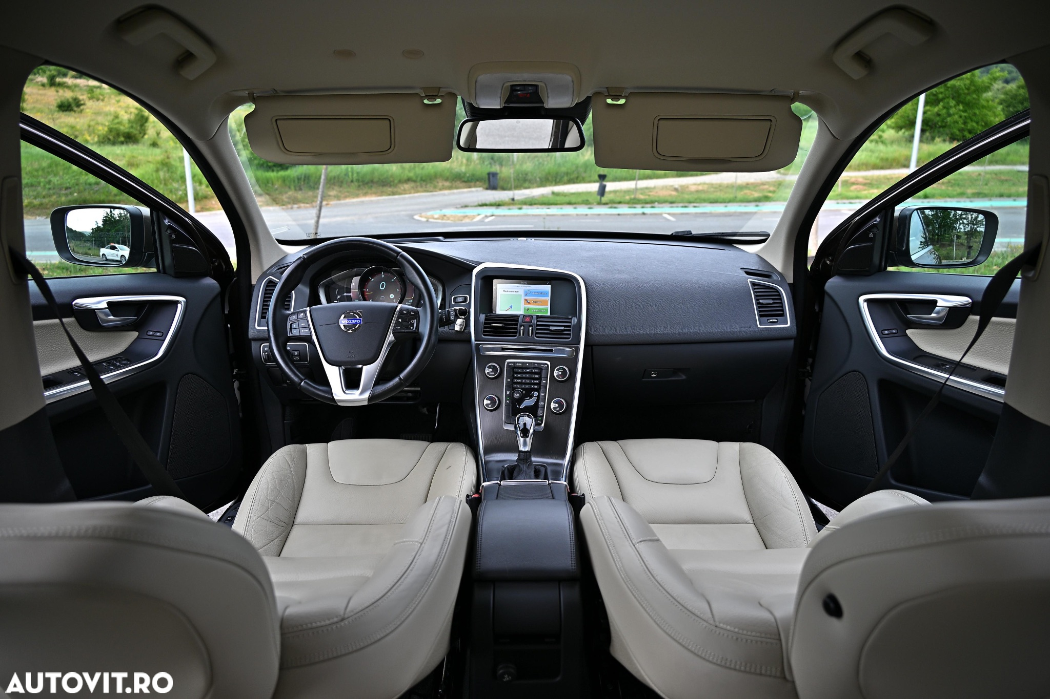 Volvo XC 60 D5 AWD Aut. Summum - 3