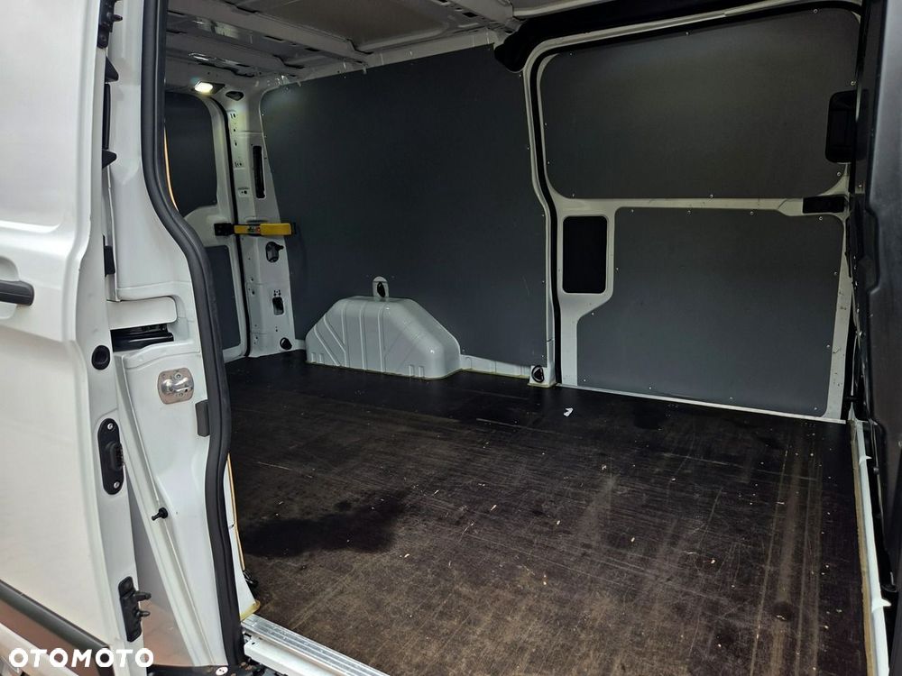 Ford Transit Custom - 23
