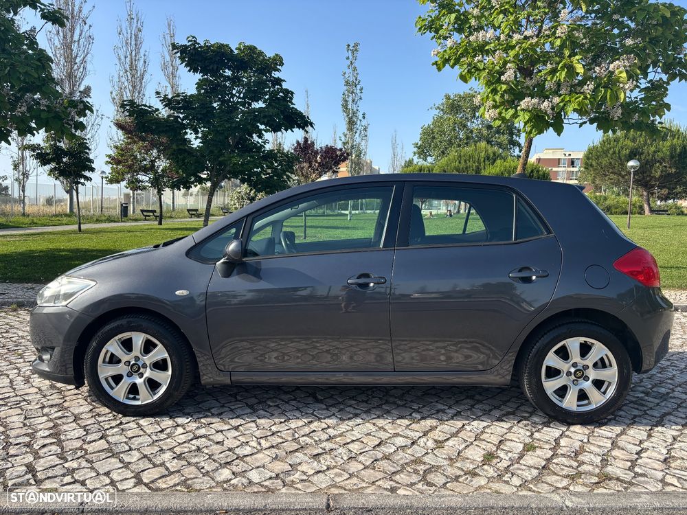 Toyota Auris 1.4 D-4D AC - 2
