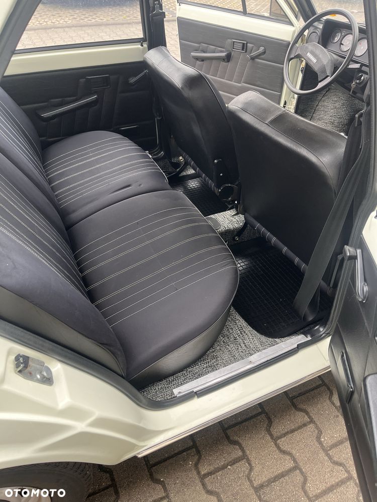Skoda 105 - 4