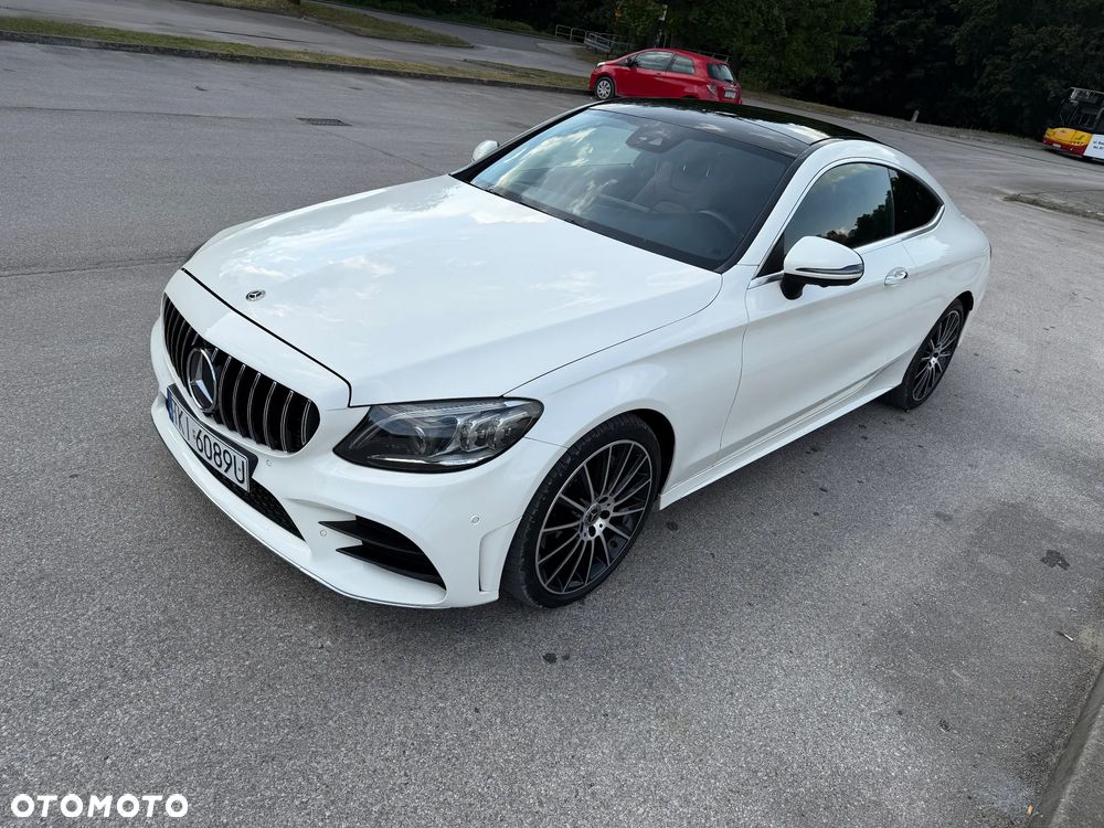 Mercedes-Benz Klasa C 300 d 4MATIC 9G-TRONIC - 18