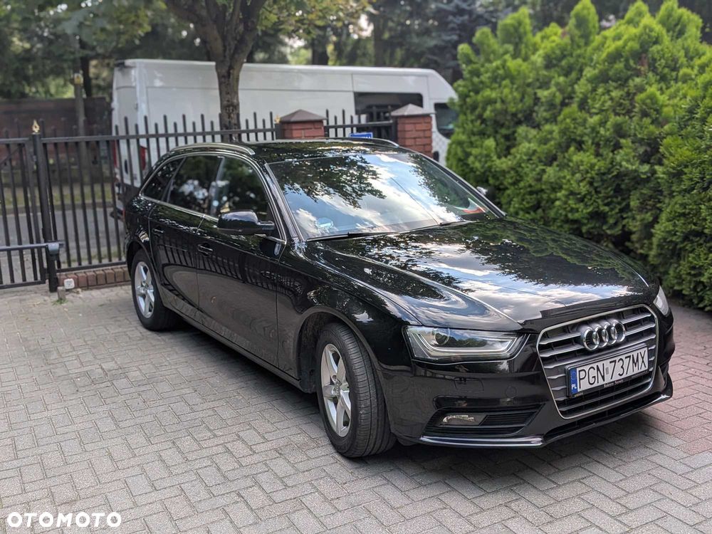 Audi A4 Avant 2012 photo 5