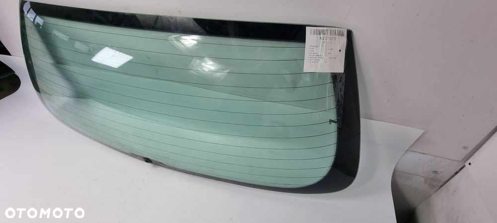 SZYBA TYŁ PEUGEOT 307 - 3