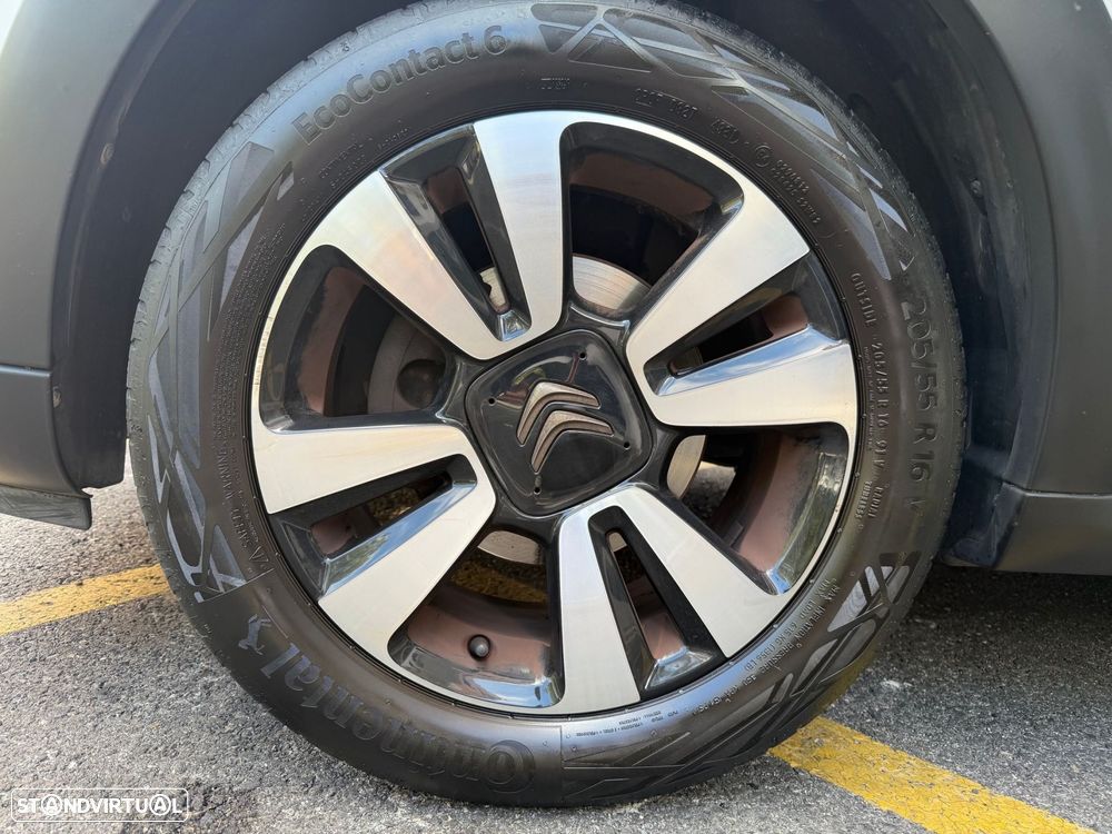 Citroën C3 1.2 PureTech Shine - 13