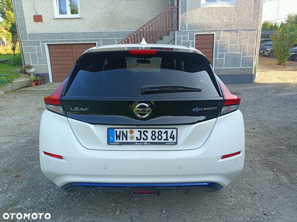Nissan Leaf - 4