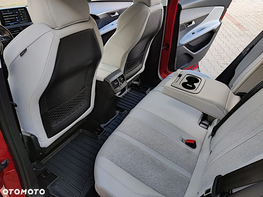 Peugeot 3008 BlueHDi 180 Stop & Start EAT8 Allure - 27