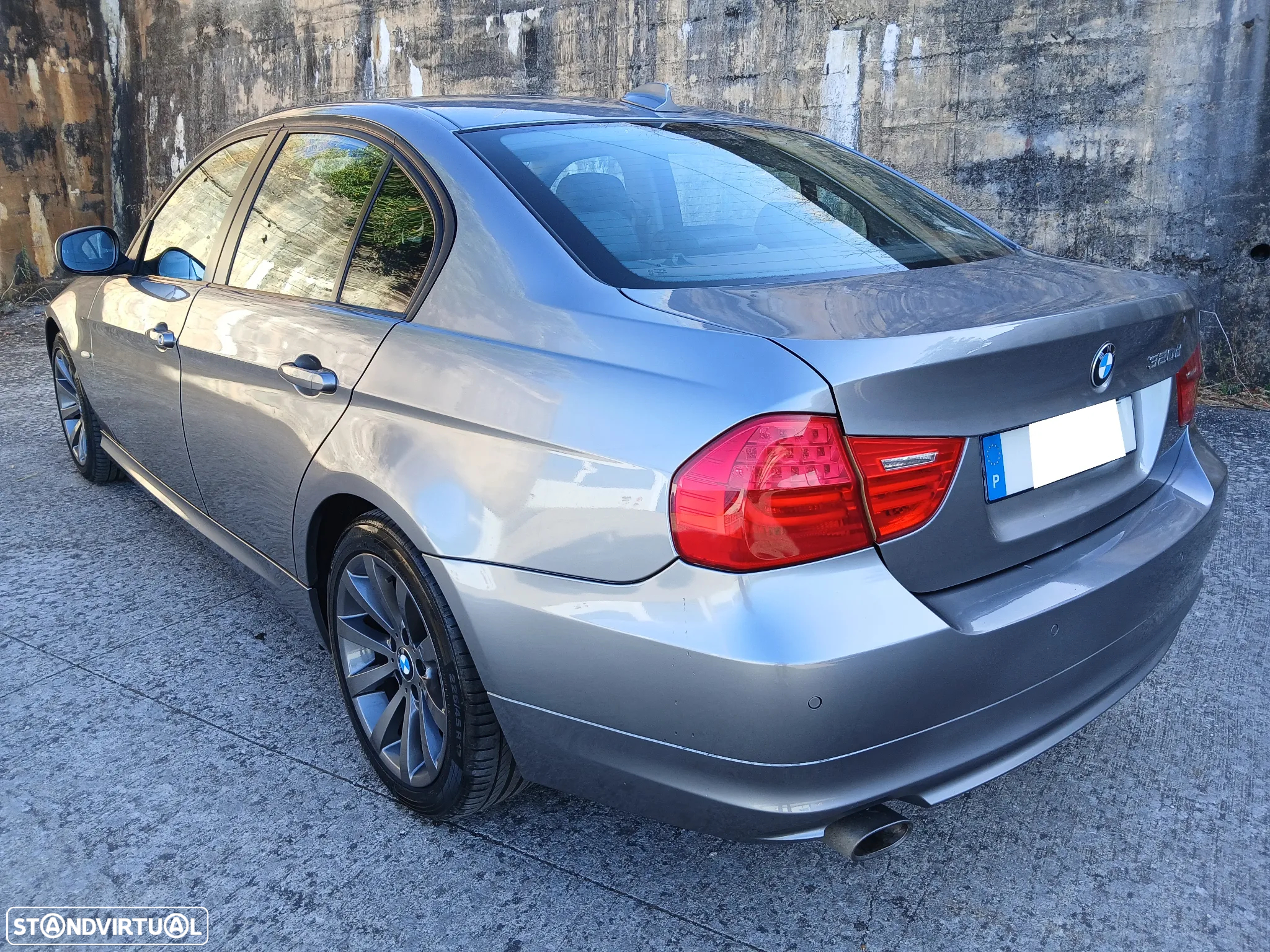 BMW 320 d Navigation Sport - 3