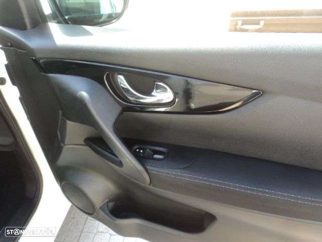 Nissan Qashqai 1.5 dCi TEKNA+ - 30