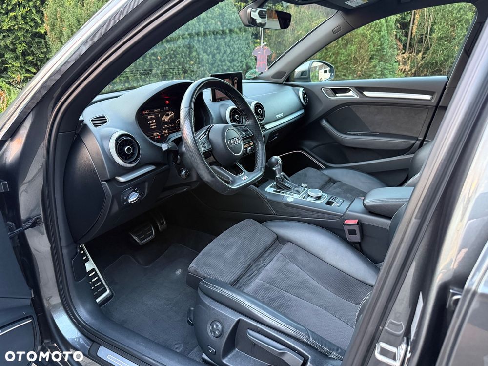 Audi A3 Sportback 2.0 TDI (clean diesel) quattro S tronic S line Sportpaket - 13