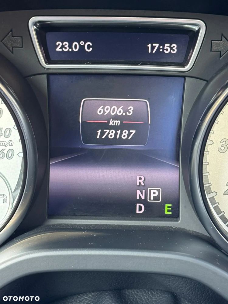 Mercedes-Benz CLA - 16