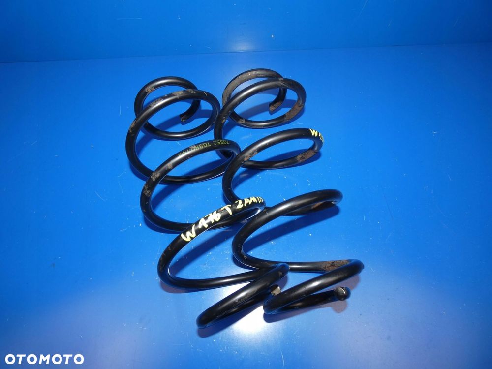 MERCEDES A KLASA W176 SPRĘŻYNY ZAWIESZENIA TYŁ TYLNE KOMPLET - 1