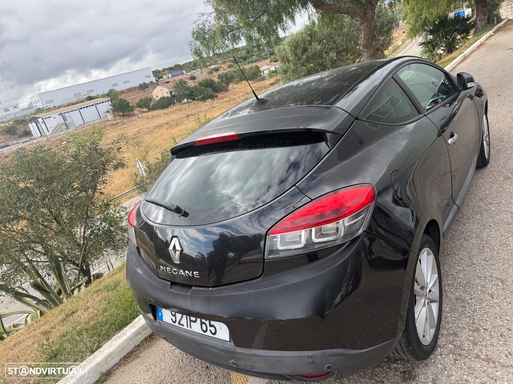 Renault Mégane Coupe 1.5 dCi Dynamique - 4