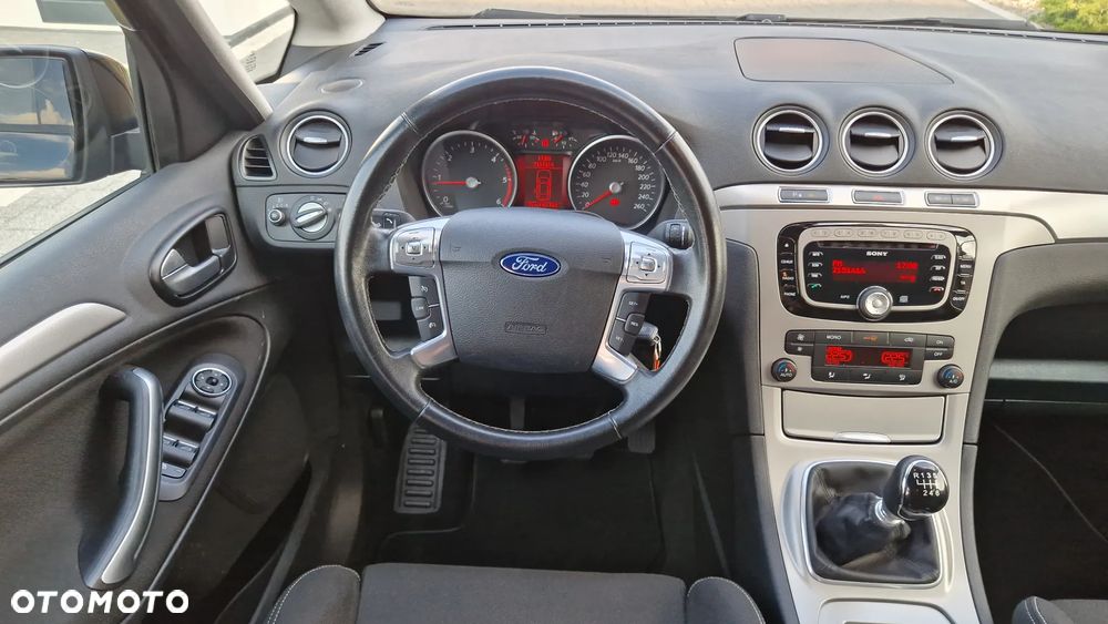 Ford S-Max 2.0 TDCi DPF Titanium - 9