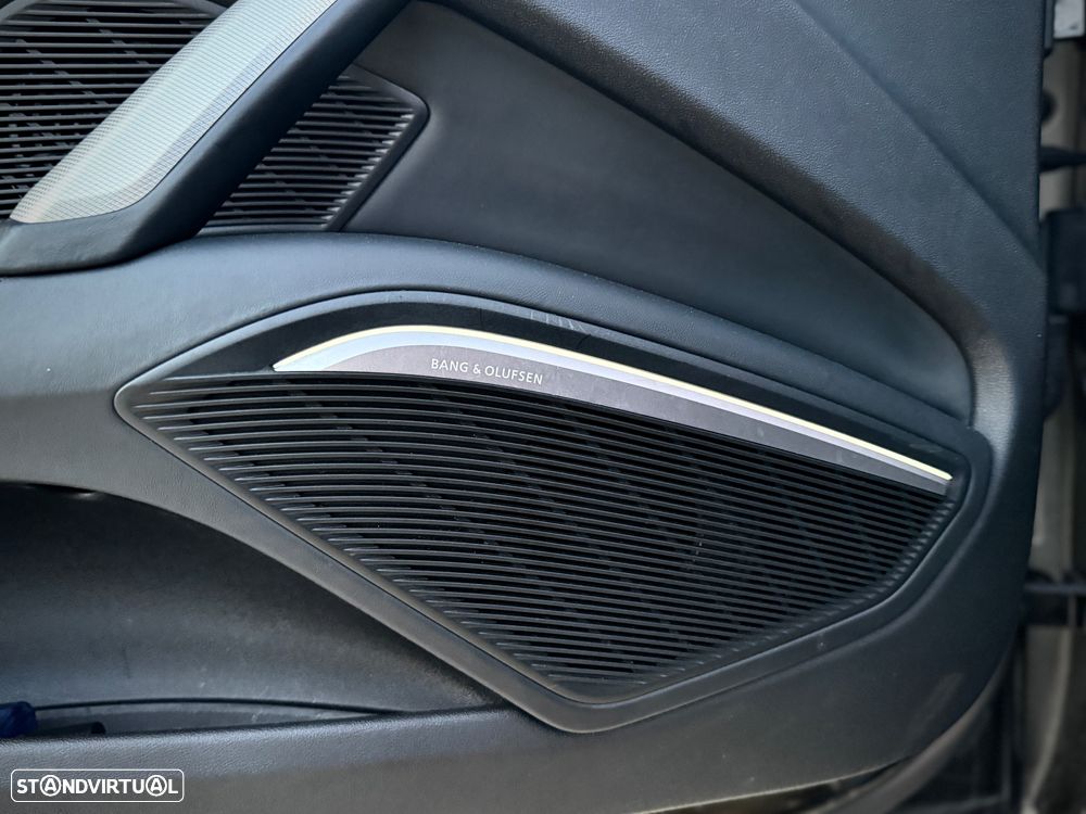 Audi TT Roadster 2.0 TFSi - 28