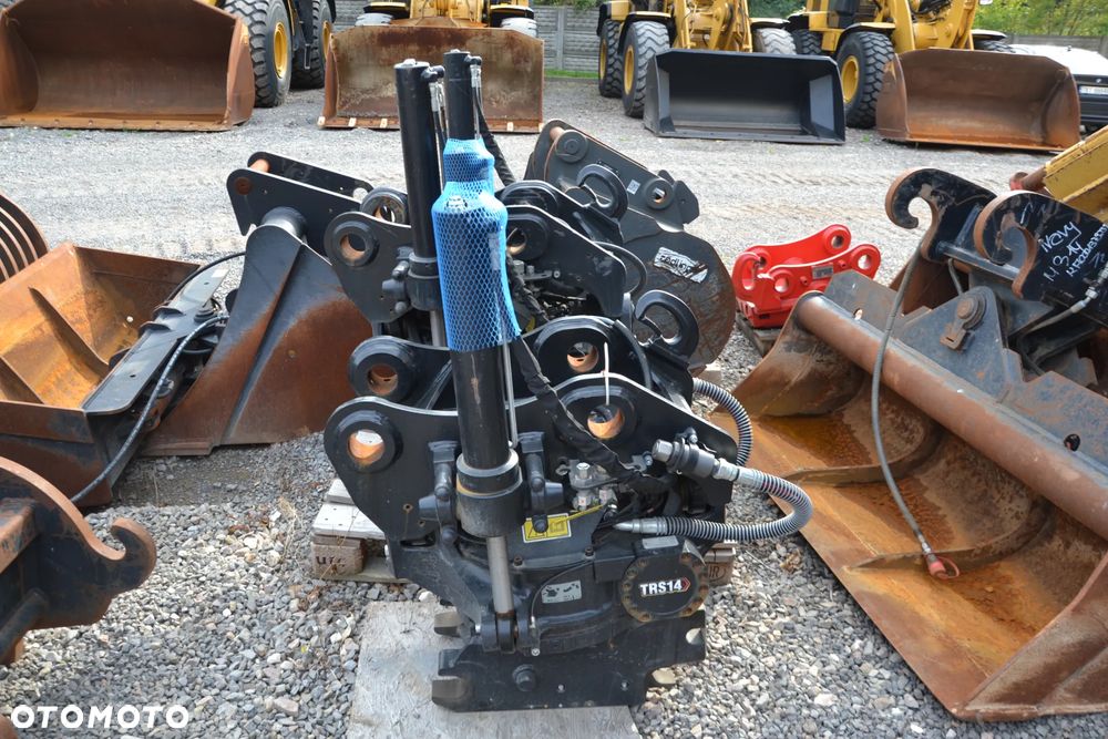 ROTOTILT - 3