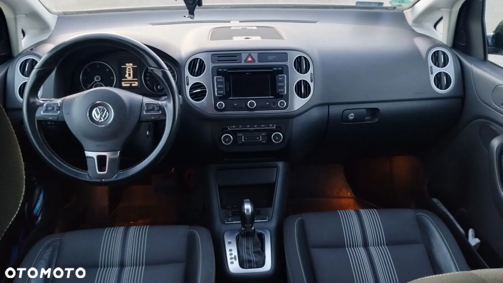 Volkswagen Golf Plus 1.6 TDI Trendline DSG - 13