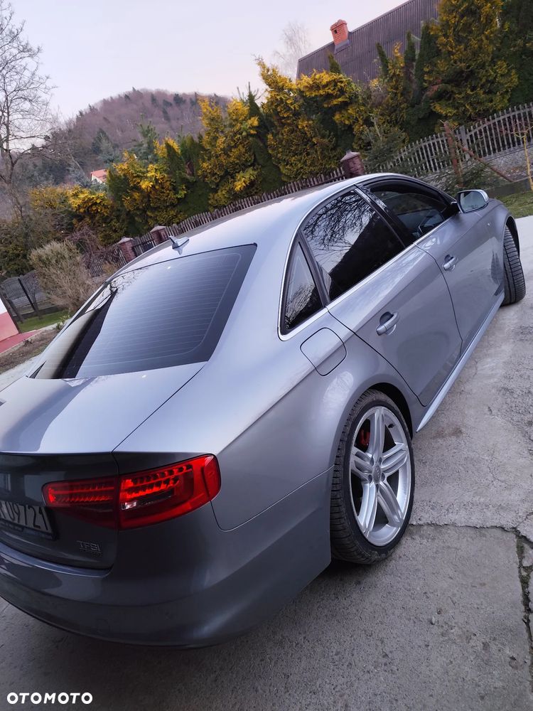 Audi A4 Limousine - 6