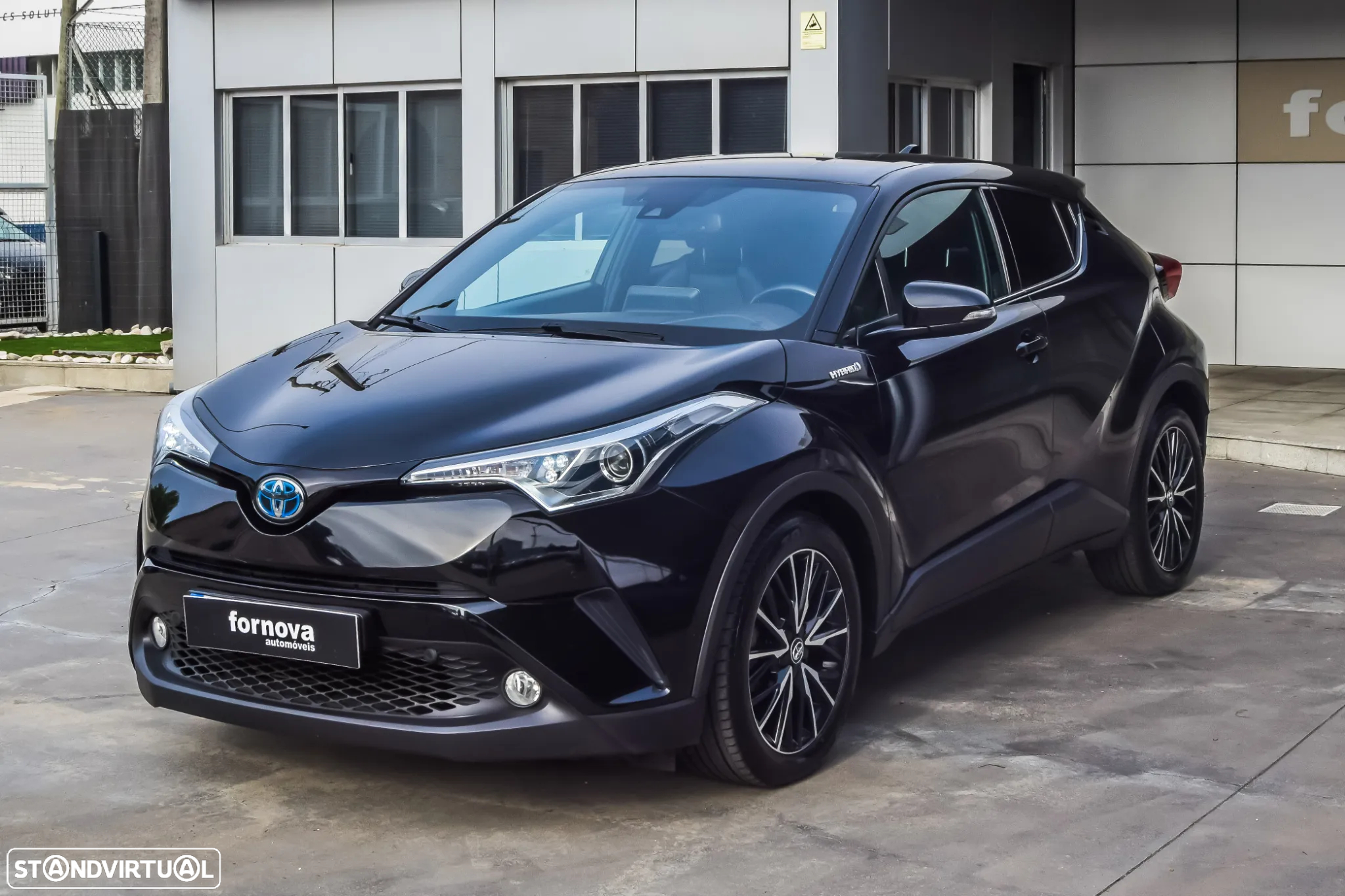 Toyota C-HR 1.8 HSD Exclusive+P.Luxury - 2