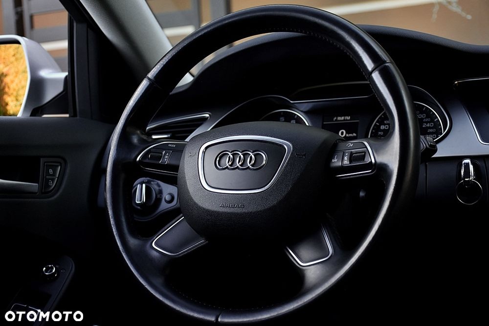 Audi A4 Limousine 1.8 TFSI Attraction - 23