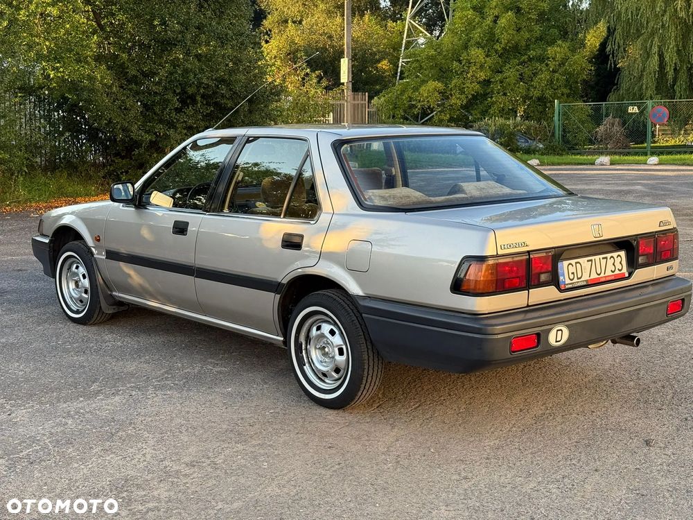 Honda Accord - 2