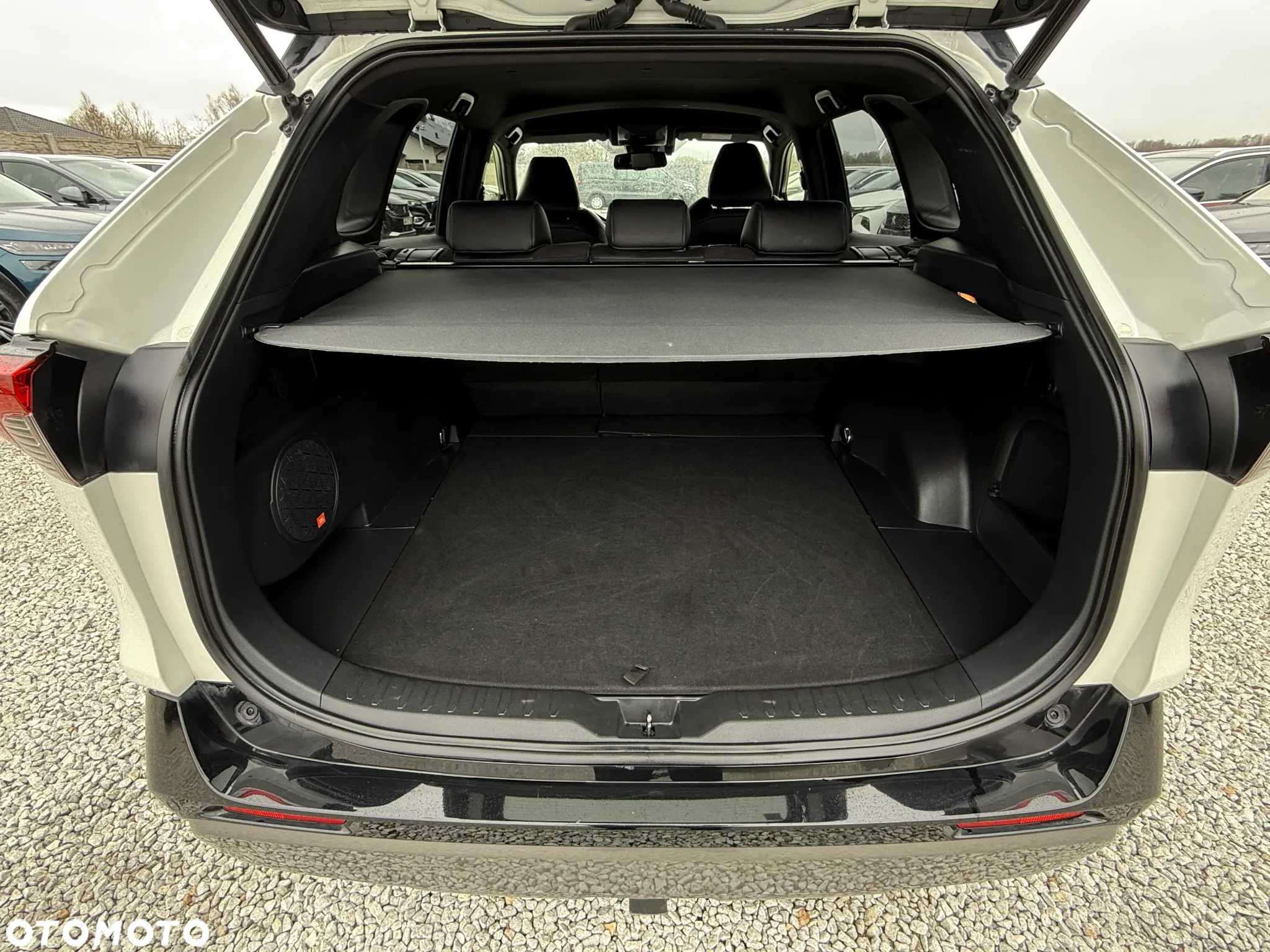 Toyota RAV4 2.5 4x4 Hybrid Club - 30