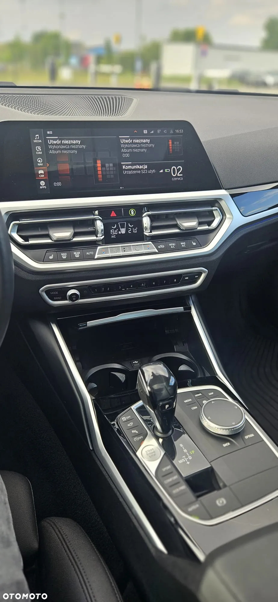 BMW Seria 3 330i xDrive Sport Line - 32