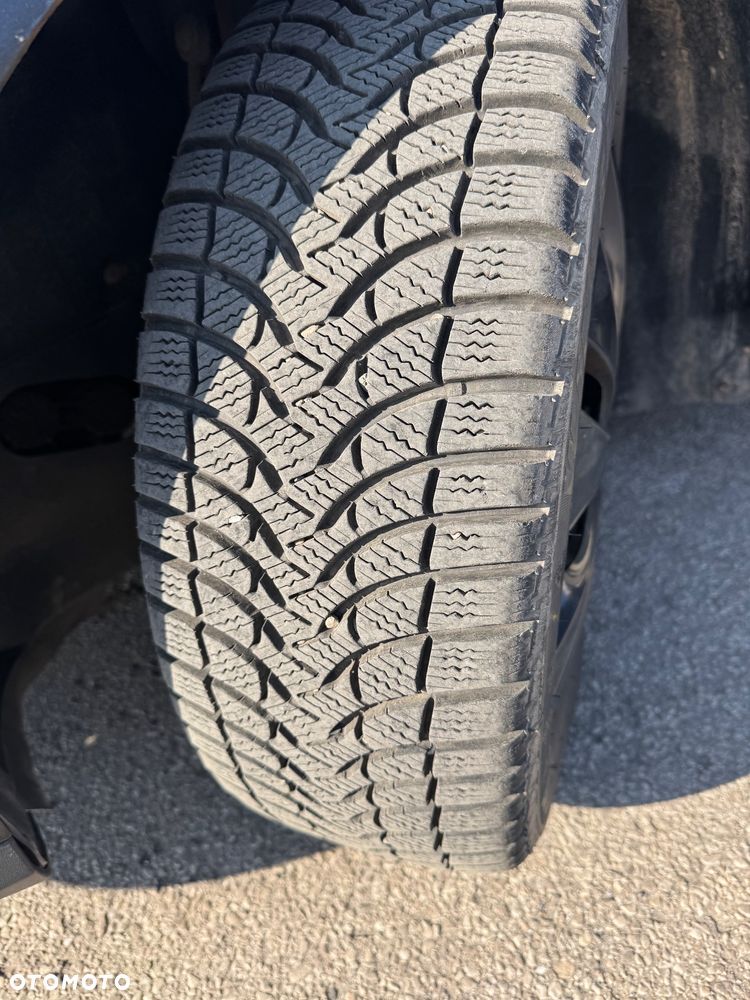 Volkswagen Passat 2.0 FSI Comfortline - 5