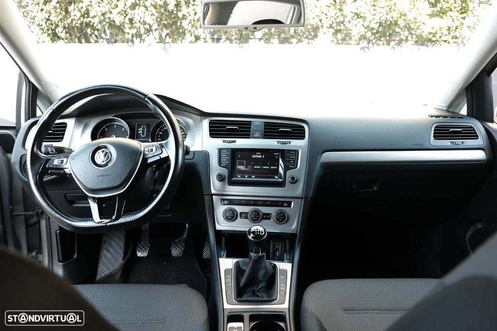 VW Golf Variant 1.6 TDi BlueMotion Confortline - 11