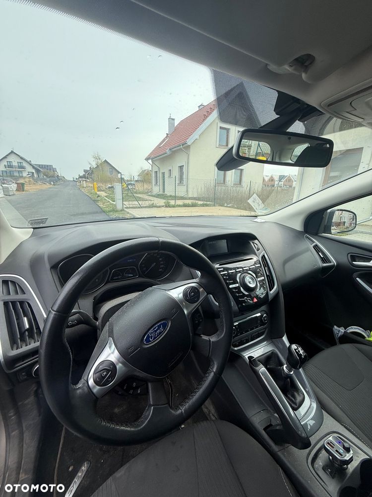 Ford Focus 1.6 TDCi Edition - 10