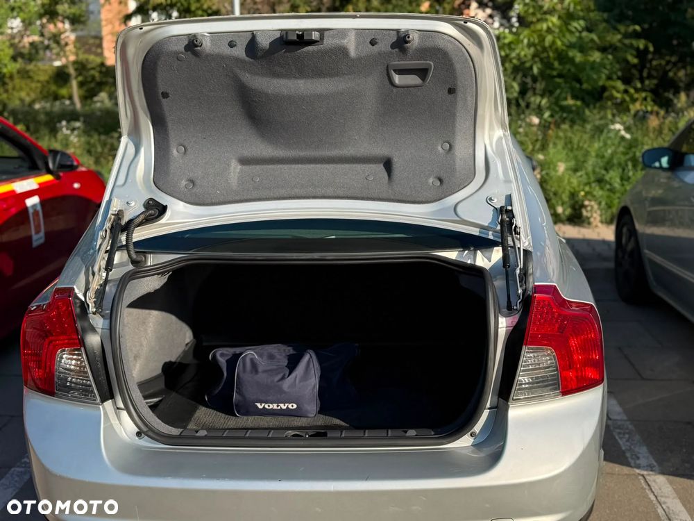 Volvo S40 2.0D - 4