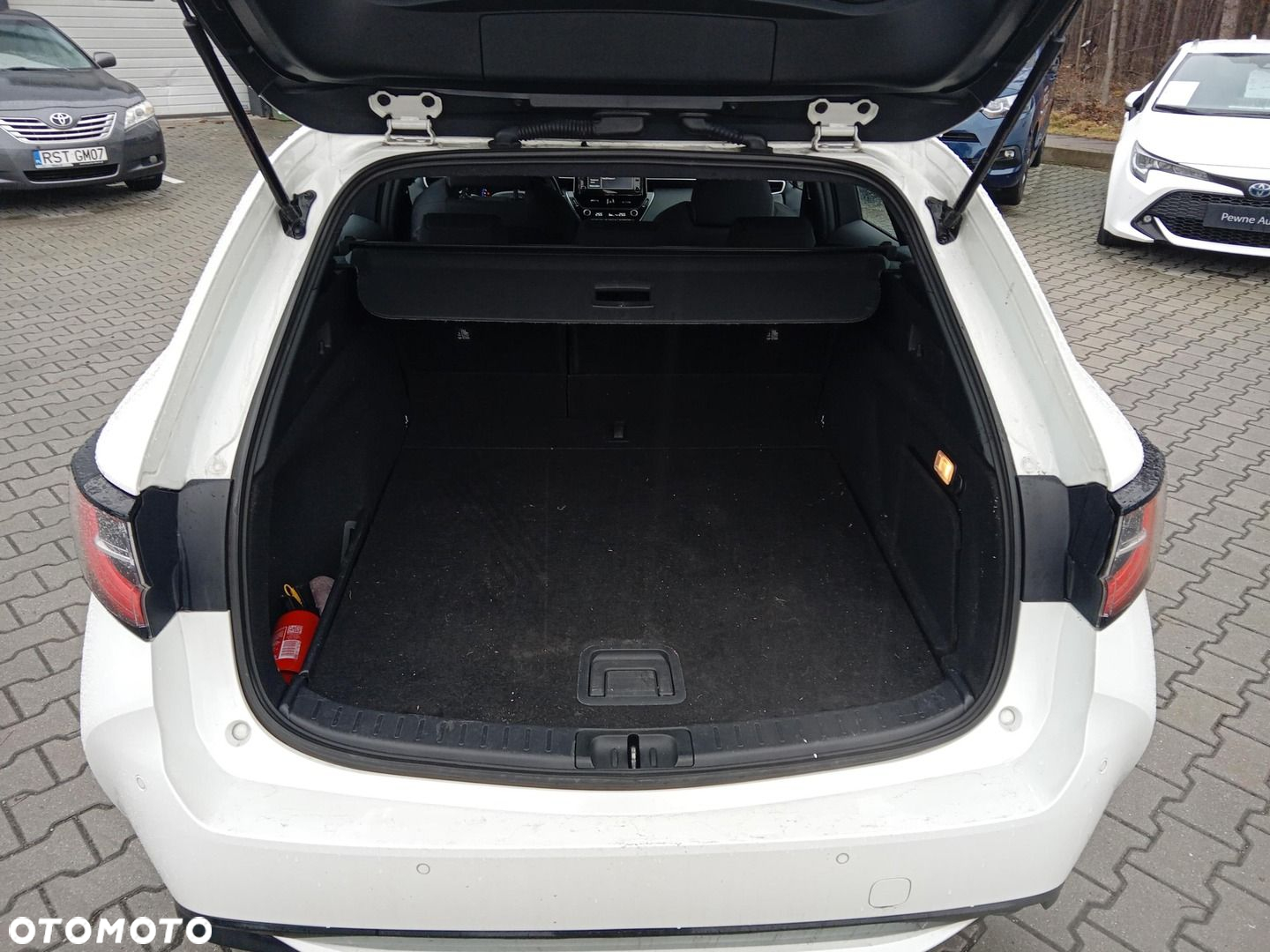Toyota Corolla - 18